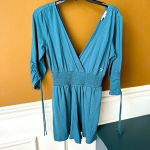 American Eagle Brand New Plunging Deep V Cotton Romper Size XS Romantic
